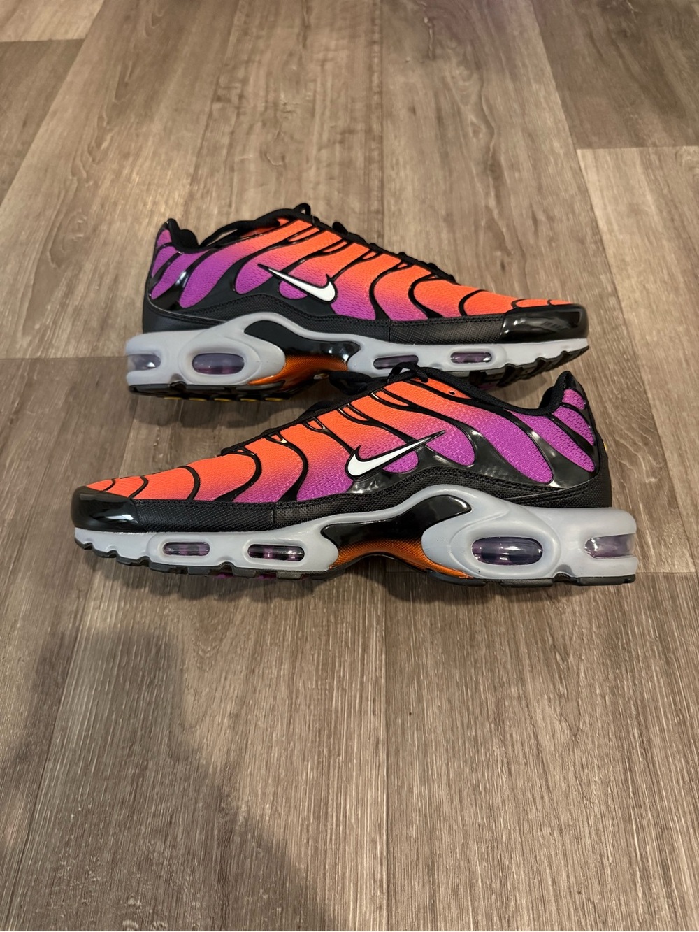 Nike Gradient Orange and Purple Air Max Plus Sneakers size 13 no box